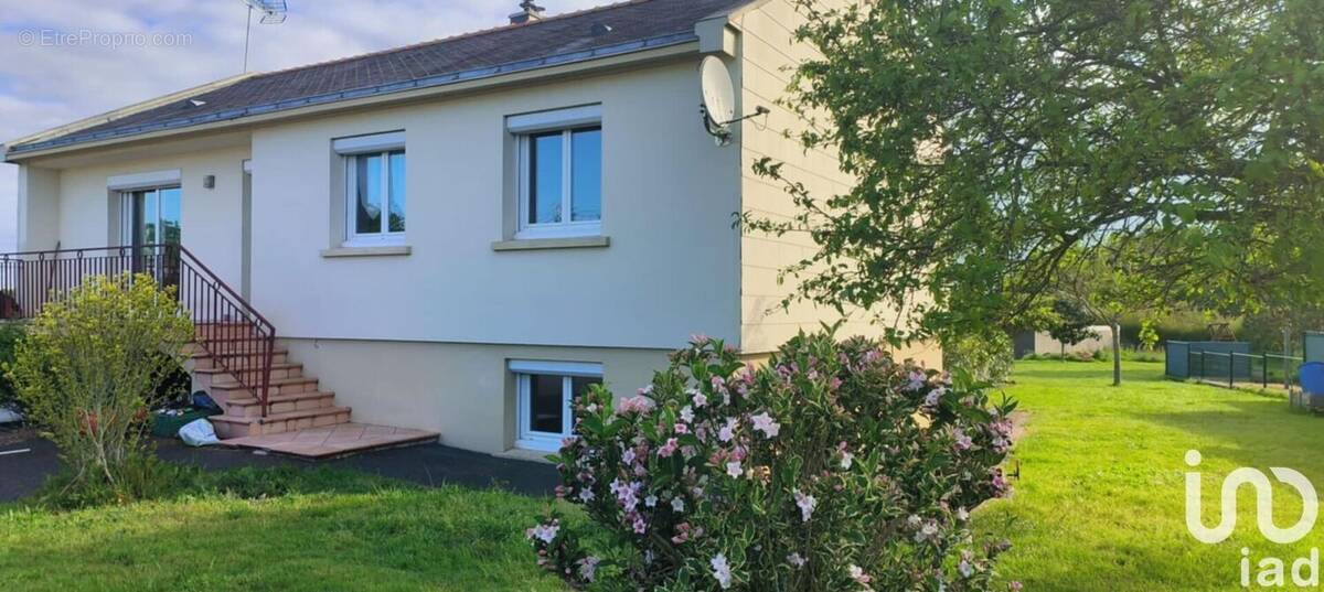 Photo 1 - Maison à MESANGER
