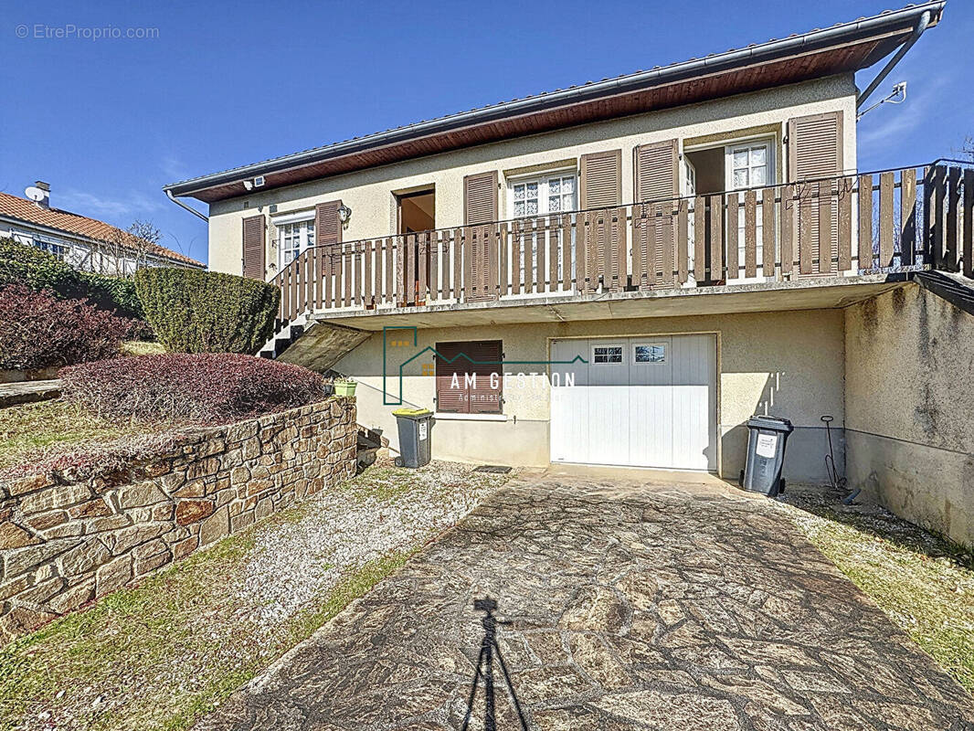 Maison à AIXE-SUR-VIENNE