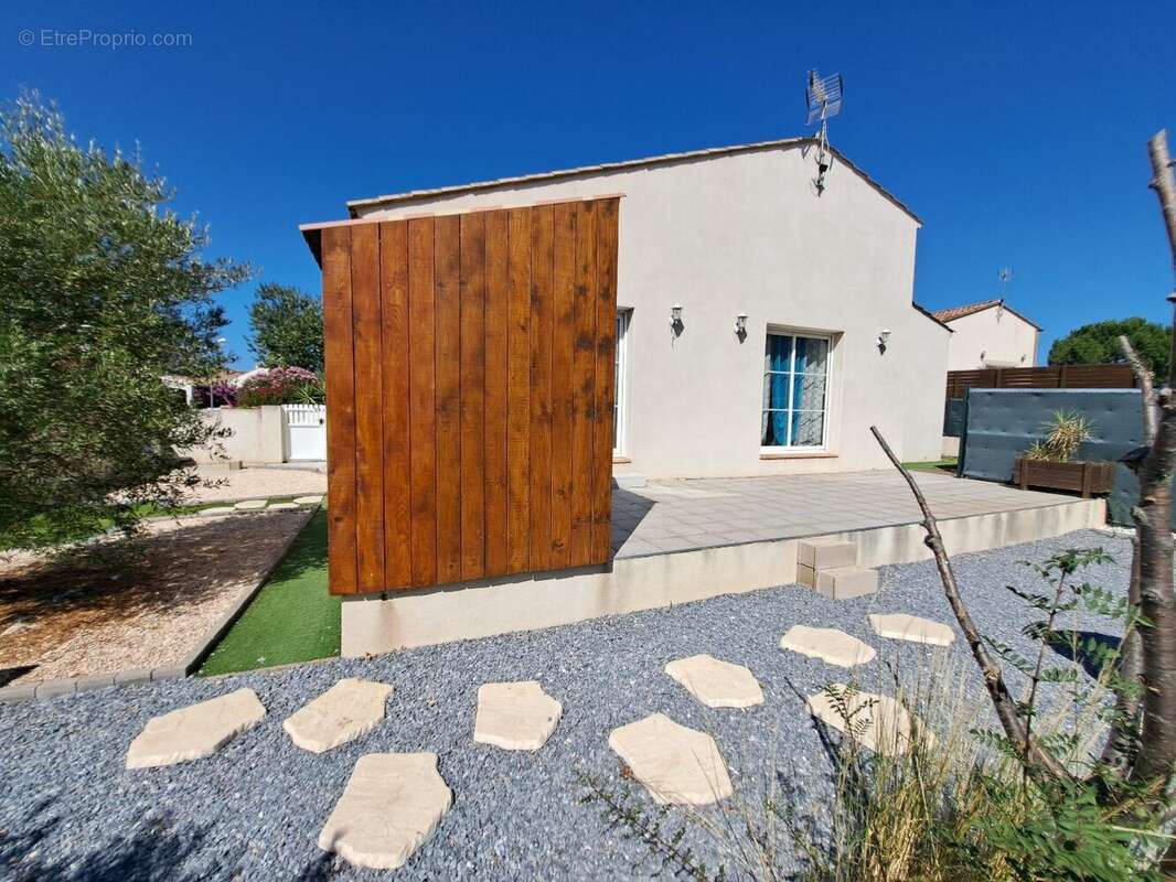 Maison à NISSAN-LEZ-ENSERUNE
