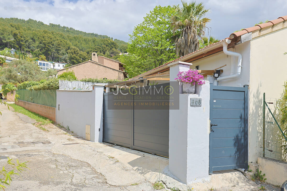 Maison à LA VALETTE-DU-VAR