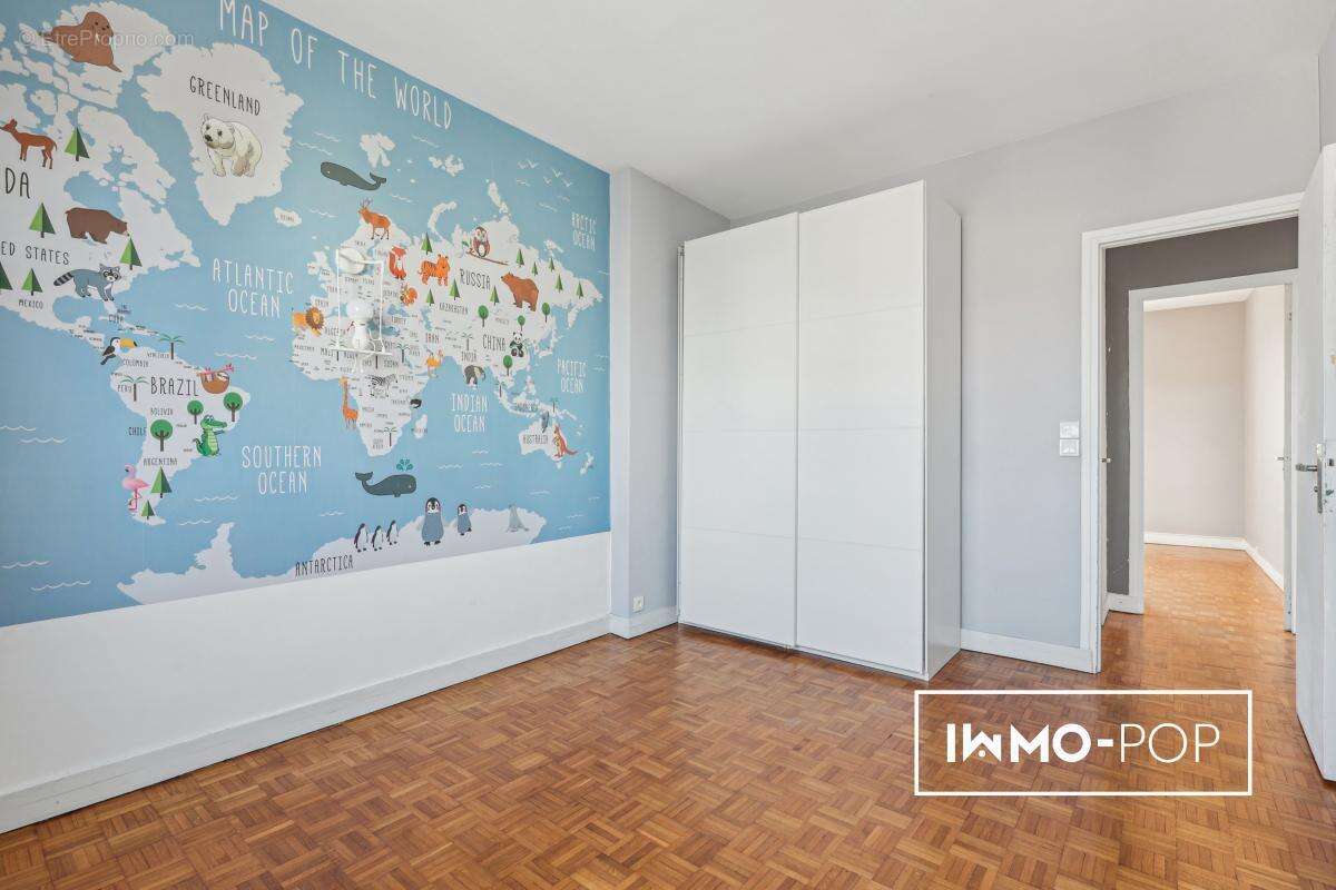 Appartement à SURESNES
