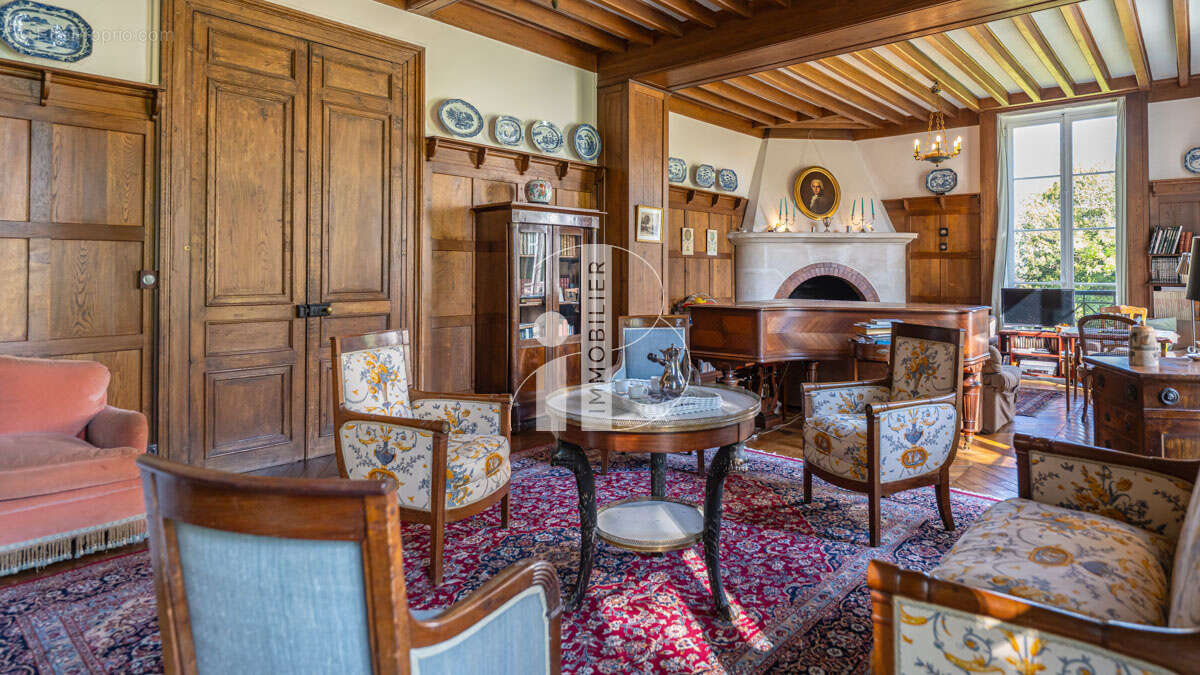 Maison à FONTAINEBLEAU
