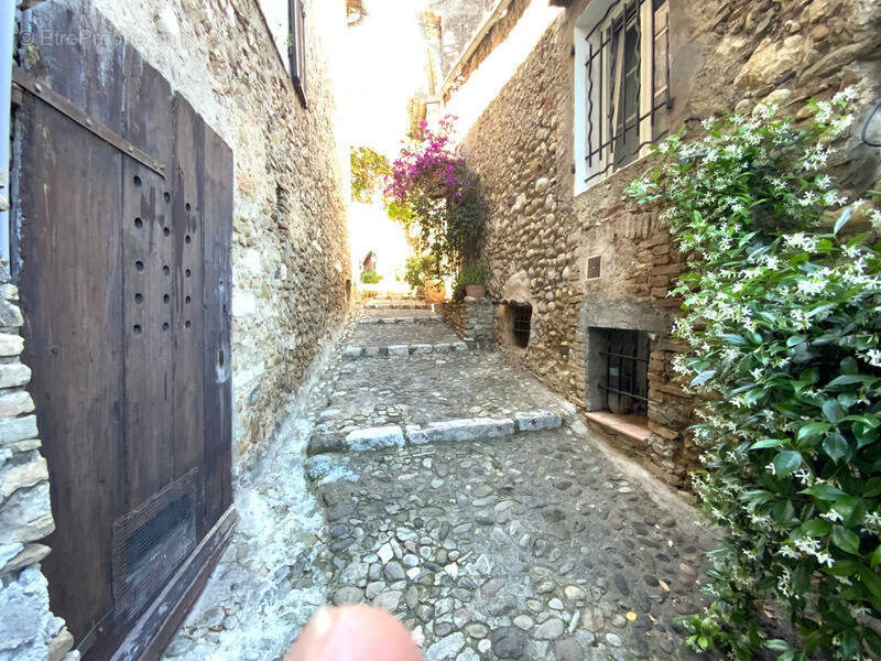 Maison à CAGNES-SUR-MER