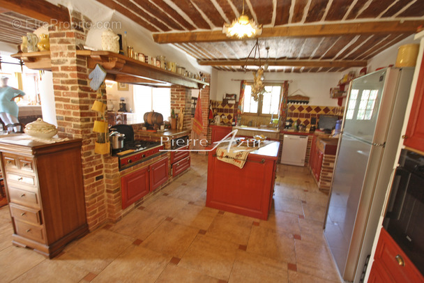 Maison à SILLANS-LA-CASCADE