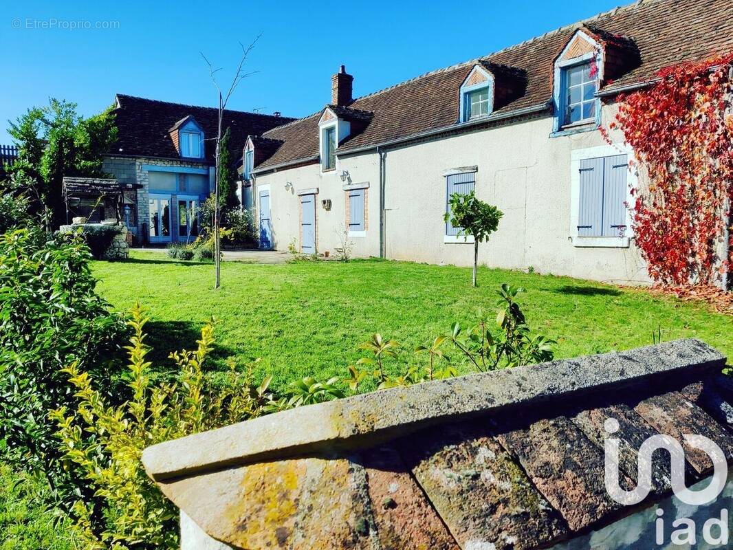 Photo 1 - Maison à PLAIMPIED-GIVAUDINS