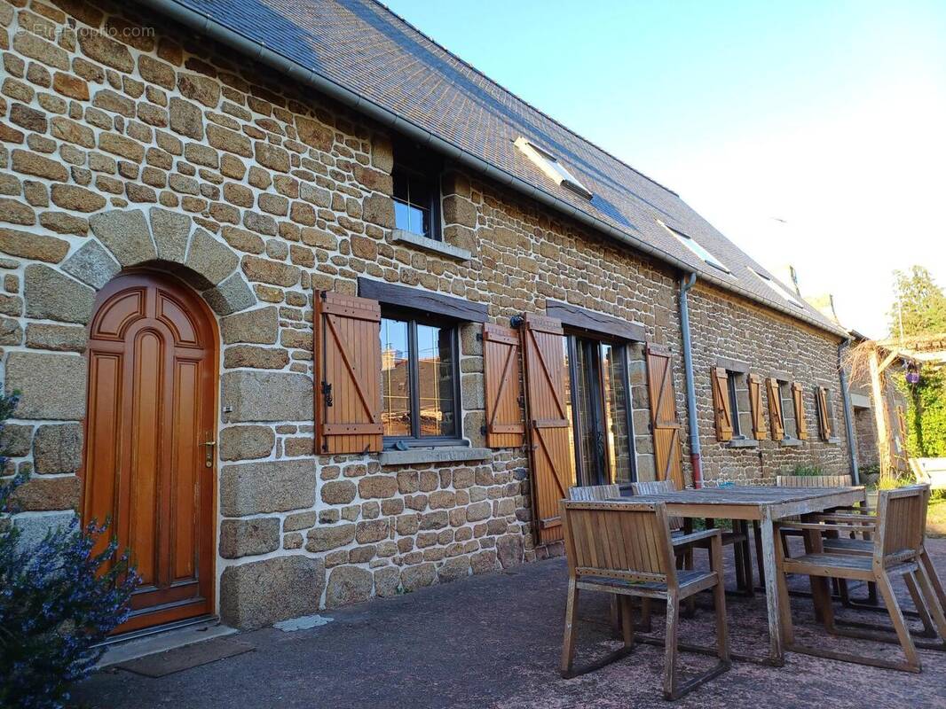 Photo 1 - Maison à SENS-DE-BRETAGNE