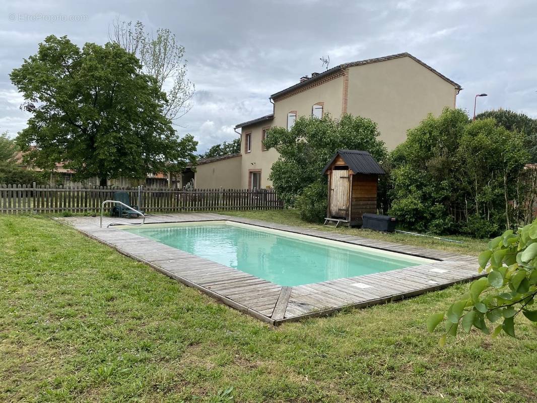 Maison à LAGRAVE