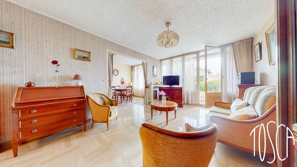Appartement à THIAIS