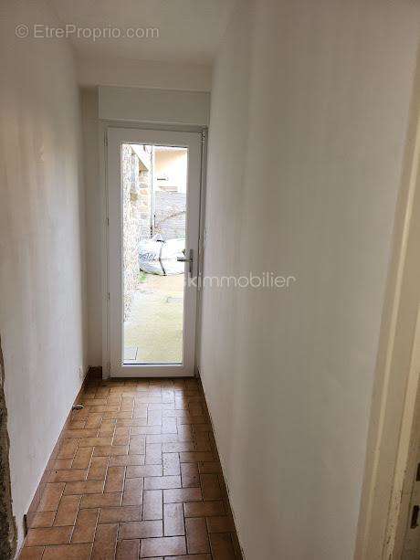 Maison à COMBOURTILLE
