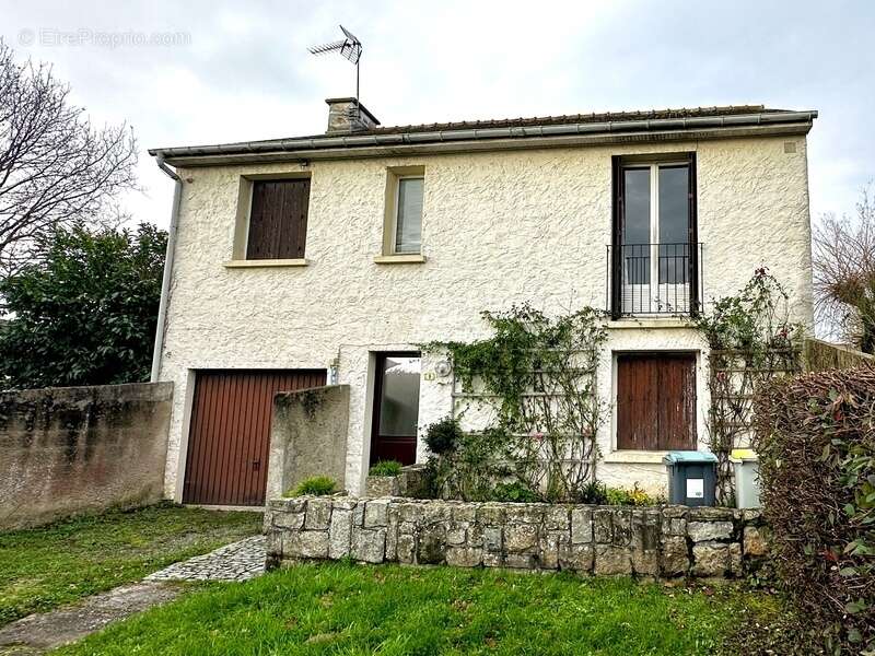 Maison à MINIAC-MORVAN