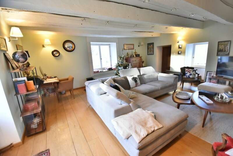 Maison à HIERSAC