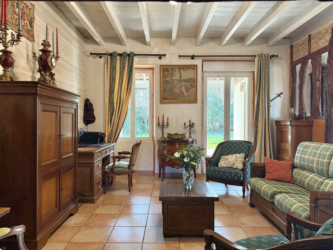 Maison à EYMET