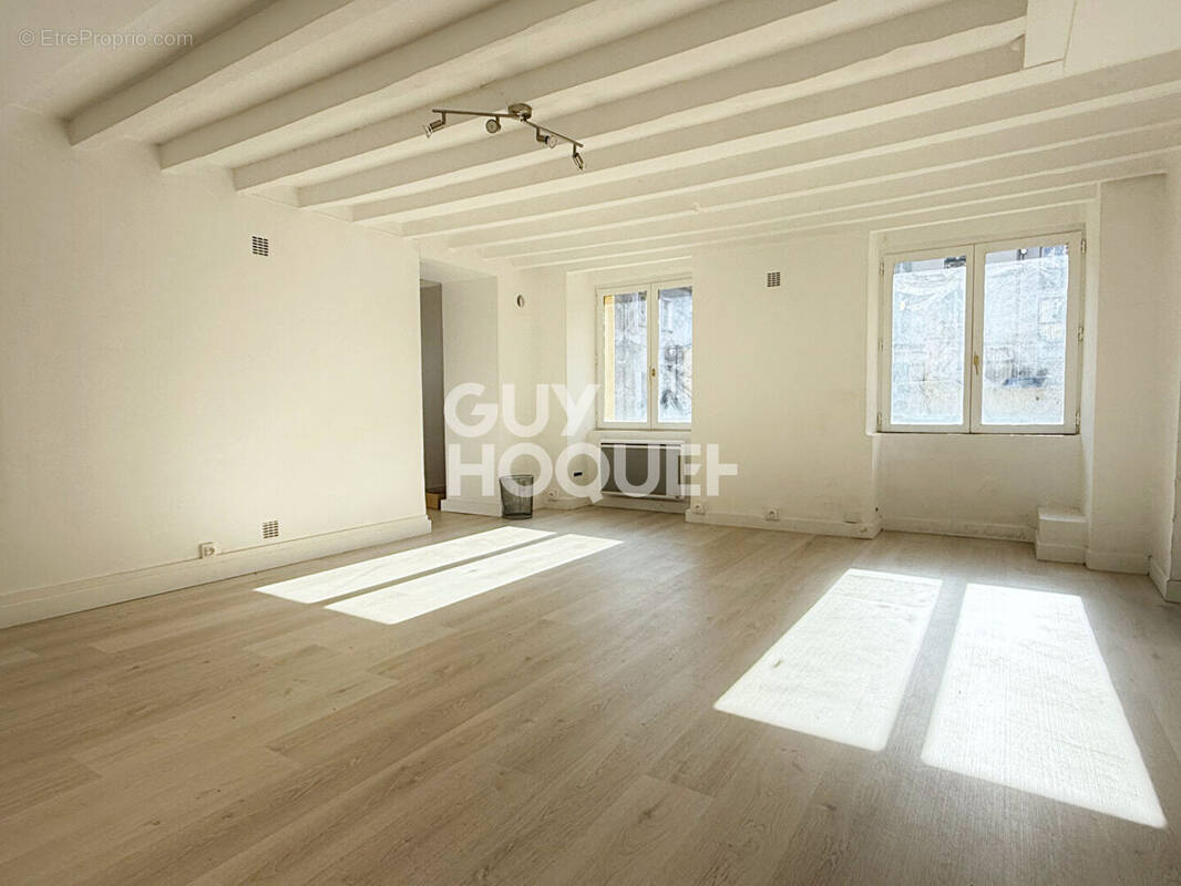 Appartement à VERSAILLES