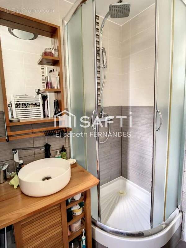Photo 9 - Appartement à SAINT-MAUR-DES-FOSSES