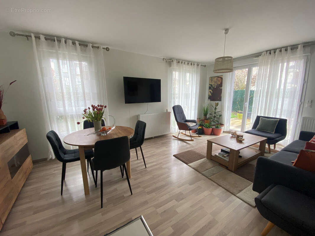 Appartement à CLAYE-SOUILLY