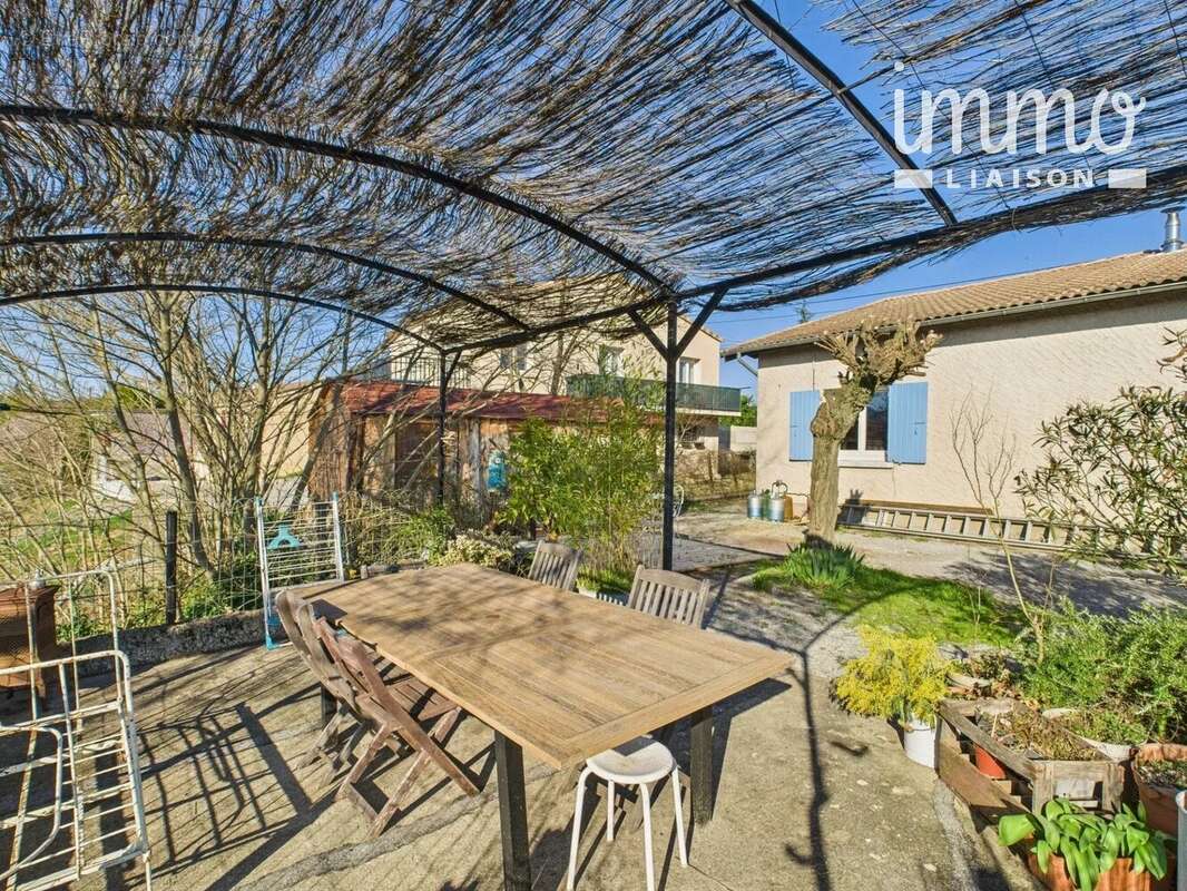 Maison à UZER
