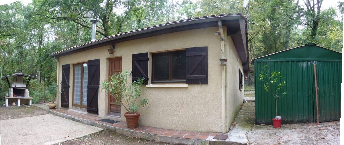 Maison à COUTRAS