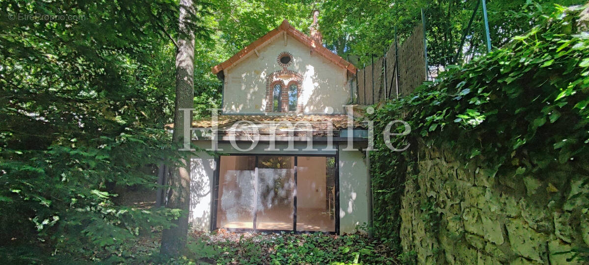 Maison à MONTRICHARD