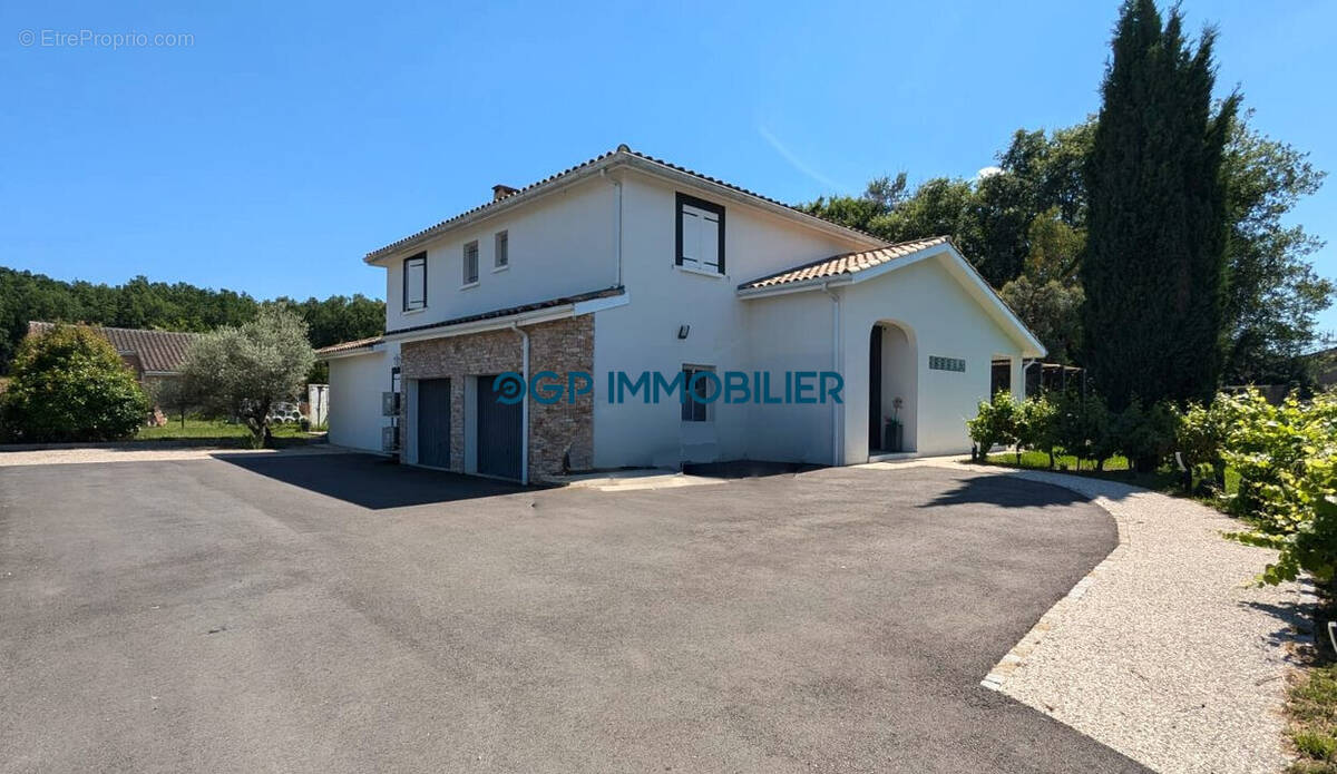 Maison à CASTELNAU-D&#039;ESTRETEFONDS