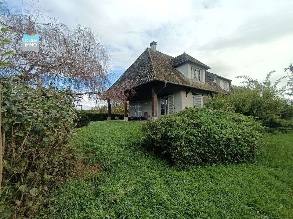 Maison à REPLONGES