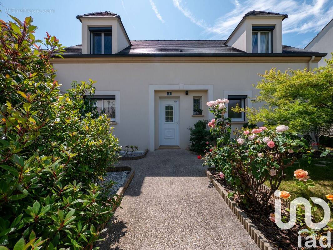 Photo 1 - Maison à MITRY-MORY
