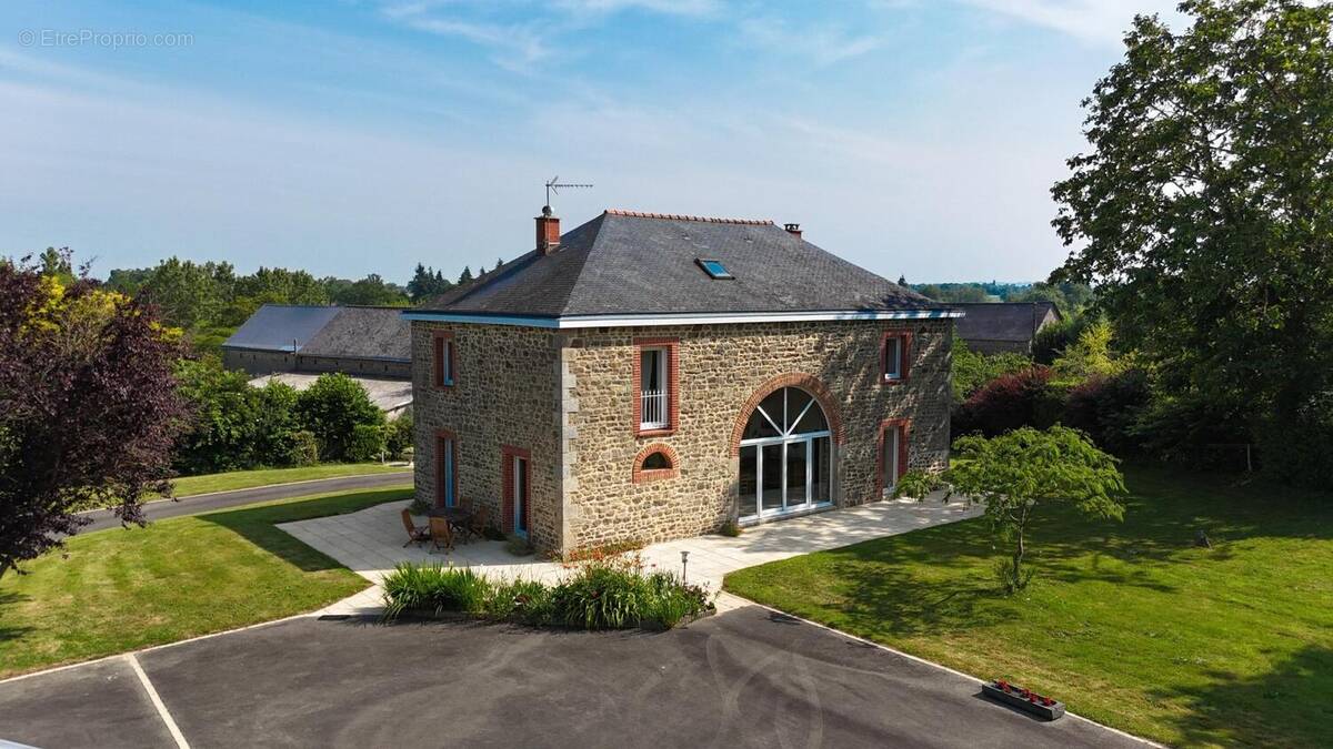 Photo 1 - Maison à MAYENNE