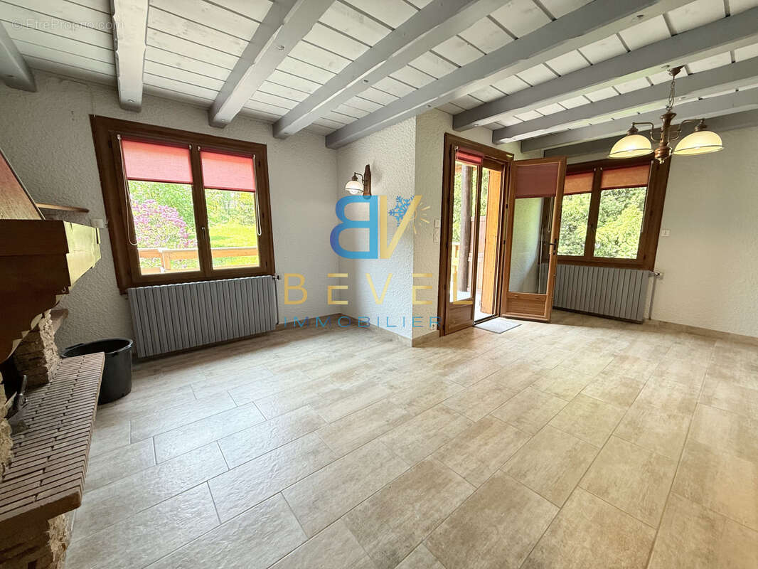 Appartement à FONTCOUVERTE-LA-TOUSSUIRE