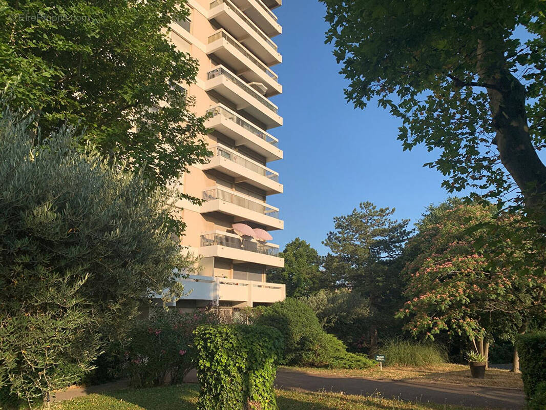 Appartement à MARSEILLE-10E