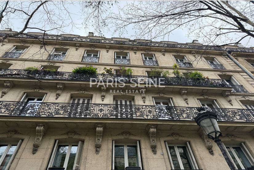 Appartement à PARIS-10E