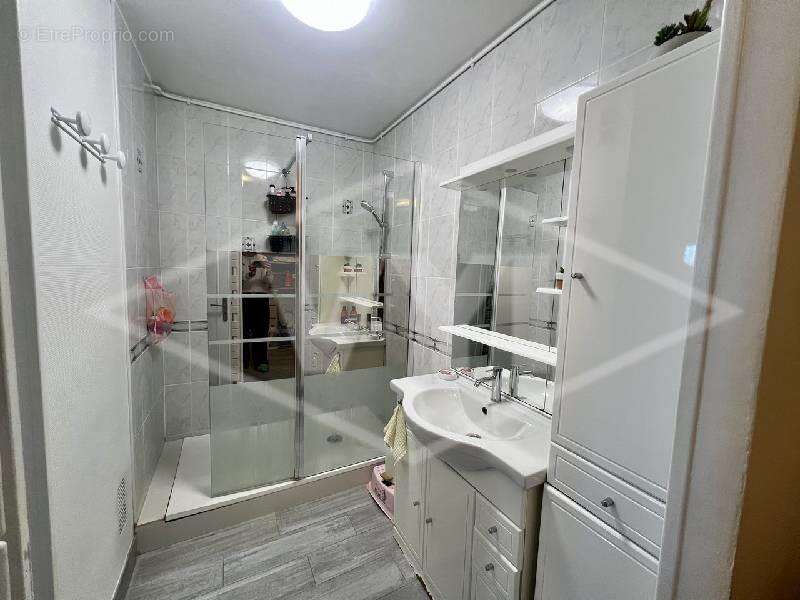 Appartement à COMBS-LA-VILLE