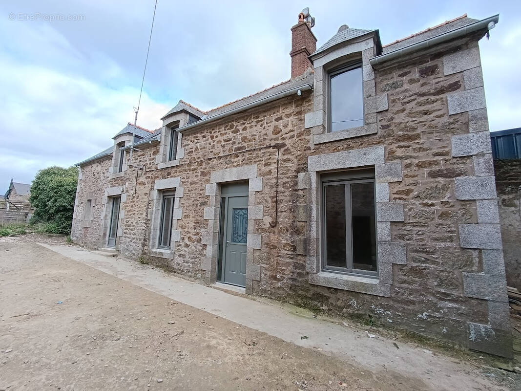 Maison à PLEURTUIT