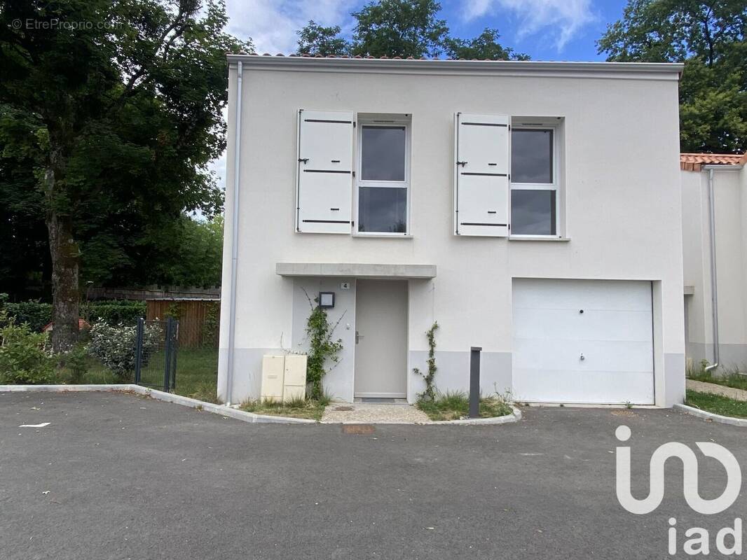 Photo 1 - Maison à VILLENAVE-D&#039;ORNON