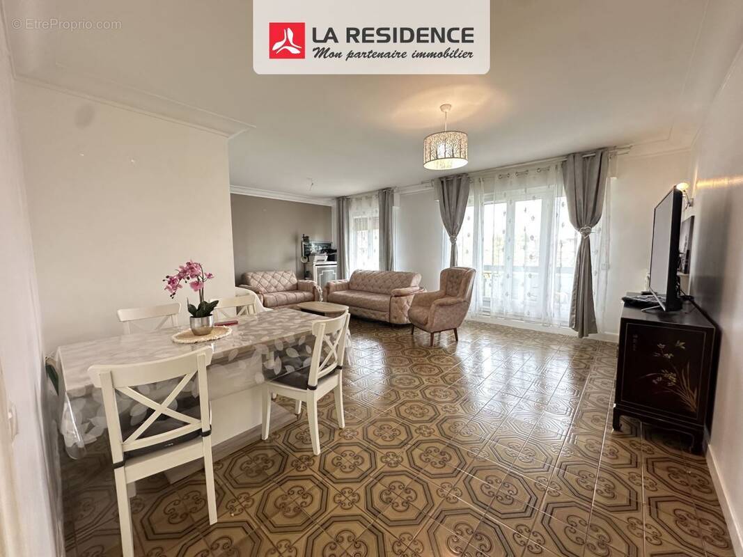 Appartement à SARCELLES