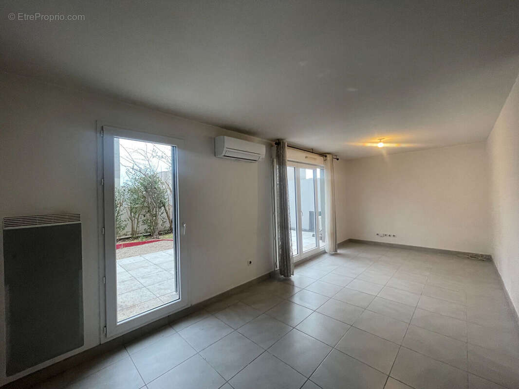 Appartement à LATTES
