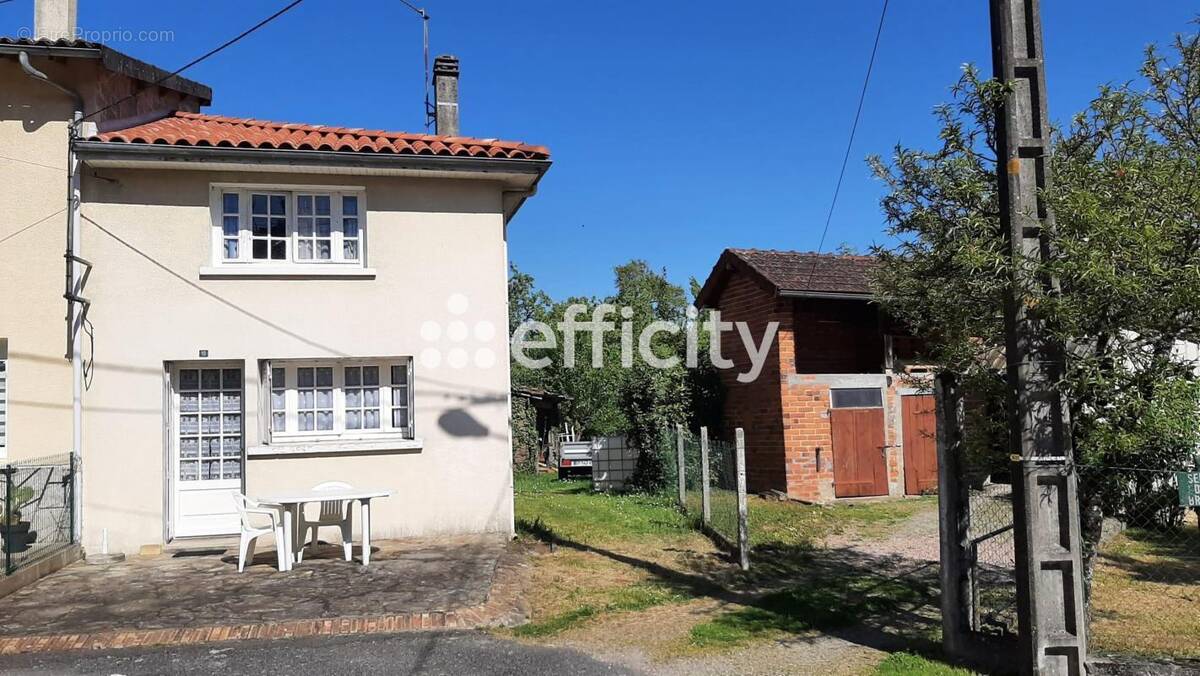 Maison à ROCHECHOUART