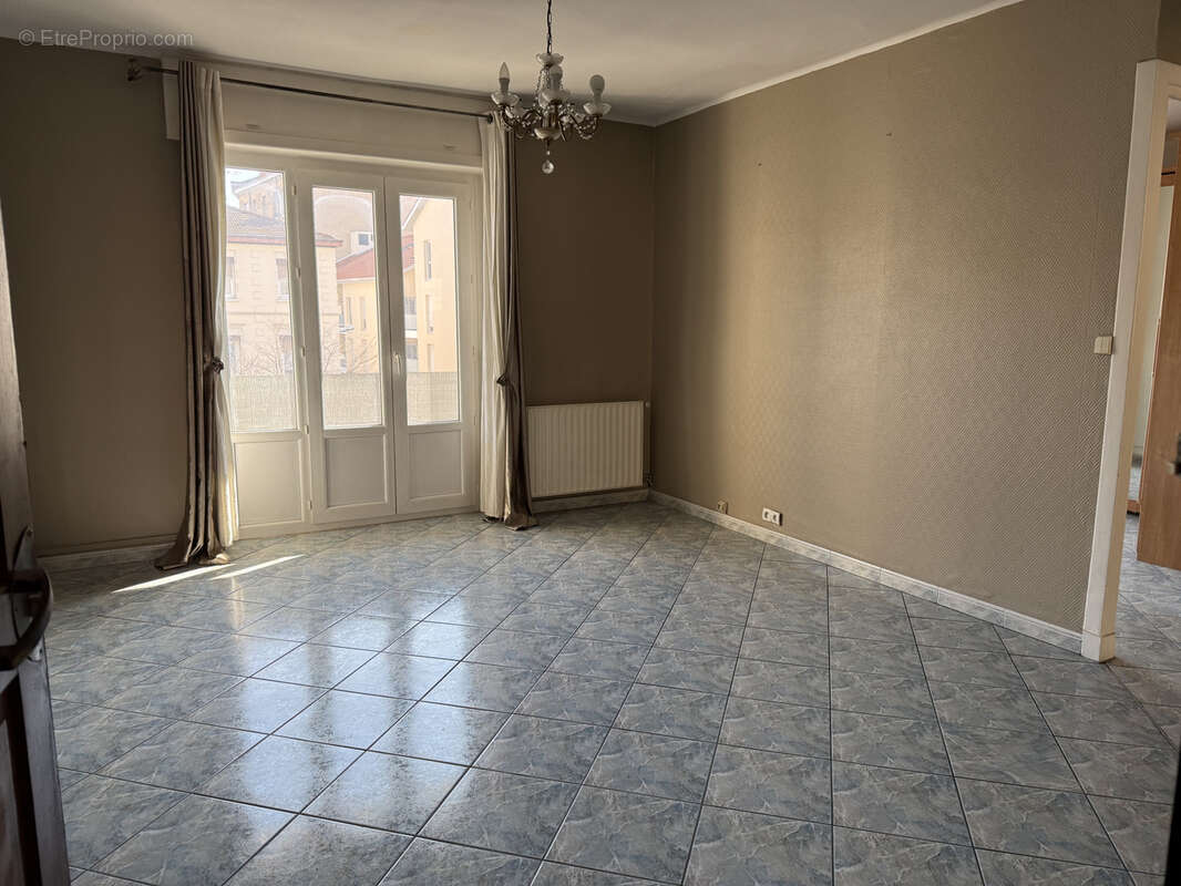 Appartement à LYON-8E
