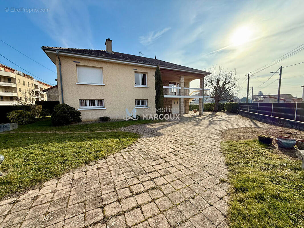 Maison à MONTBRISON