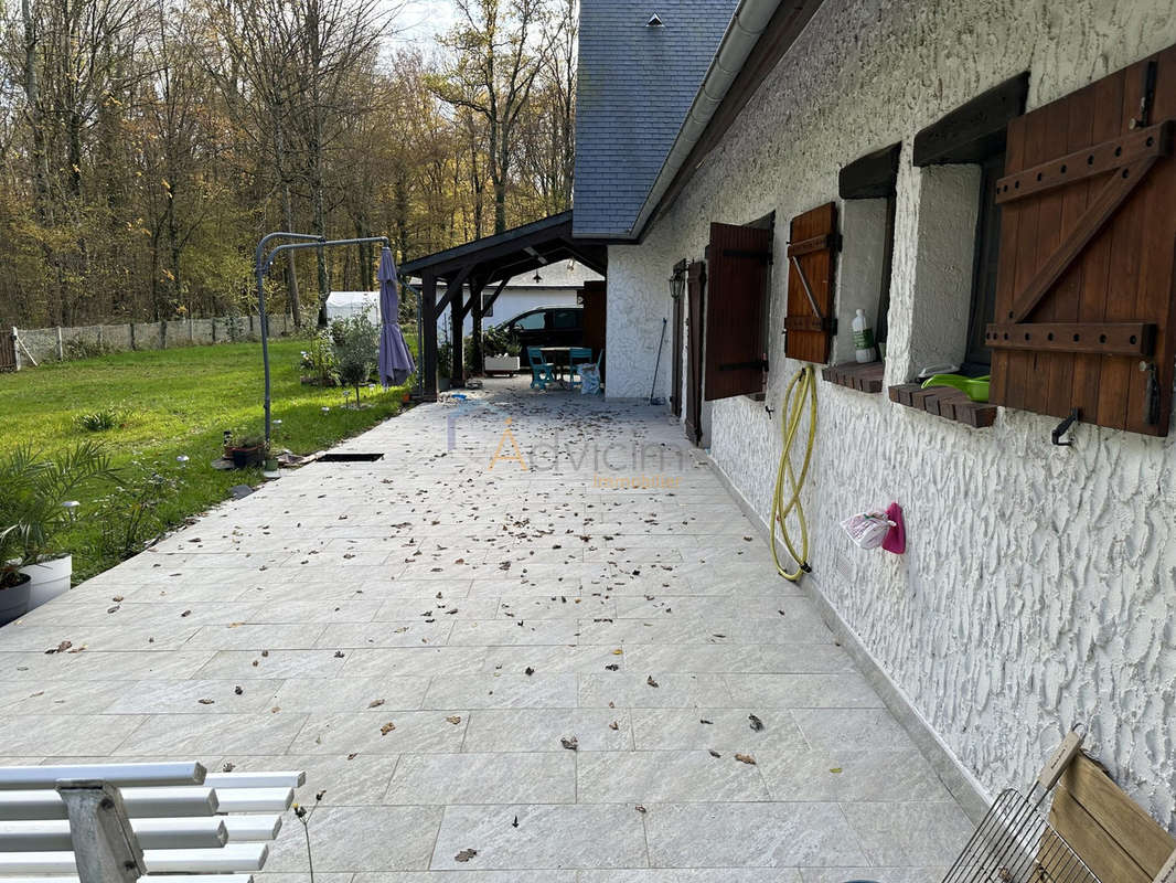 Maison à COURTENAY