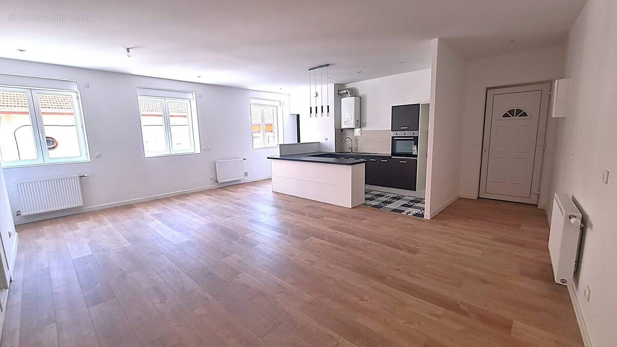Appartement à SAINT-ETIENNE