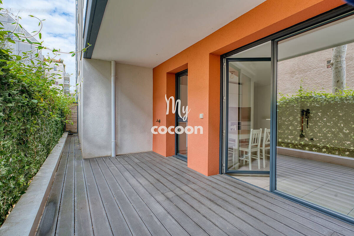 Appartement à LYON-8E