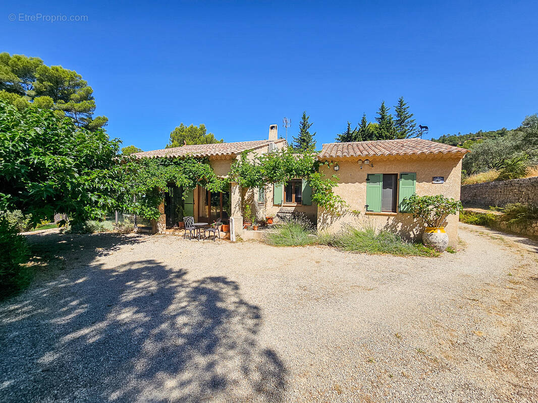Maison à TOURTOUR