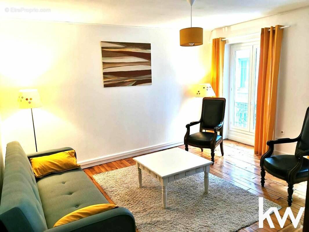 Appartement à SAINT-ETIENNE