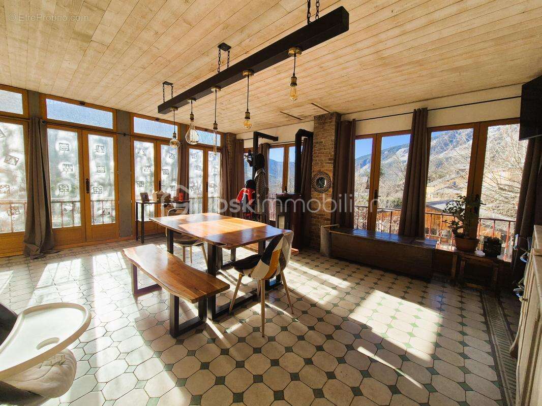 Appartement à BEAUVEZER