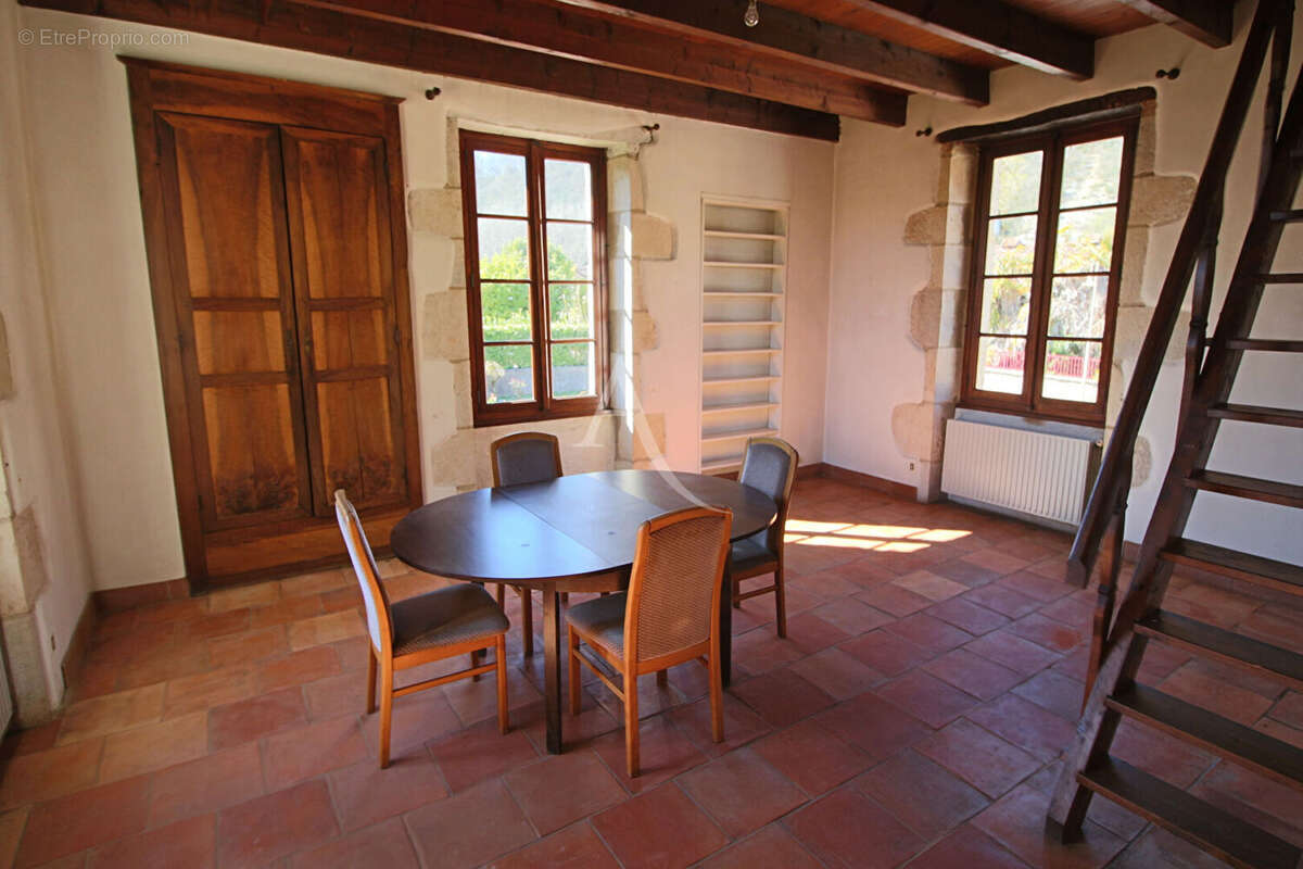 Maison à PRAYSSAC