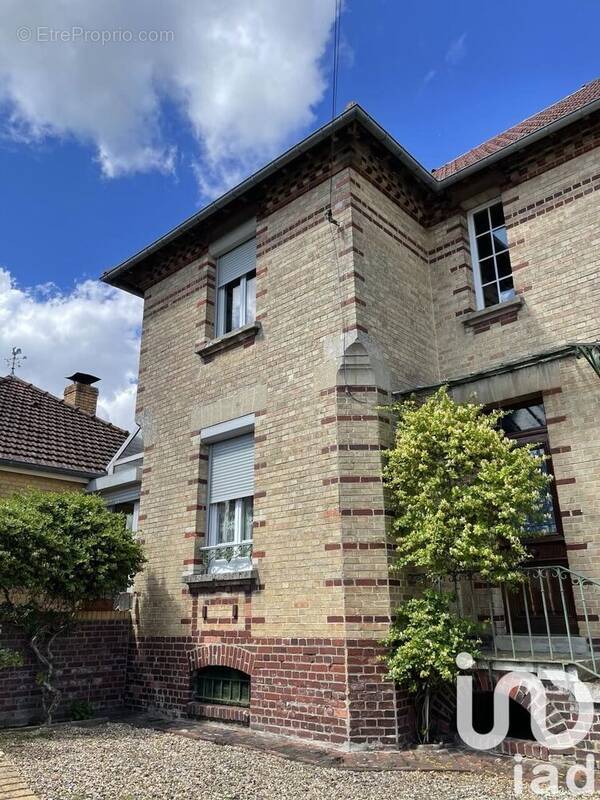 Photo 1 - Maison à ESTREES-SAINT-DENIS