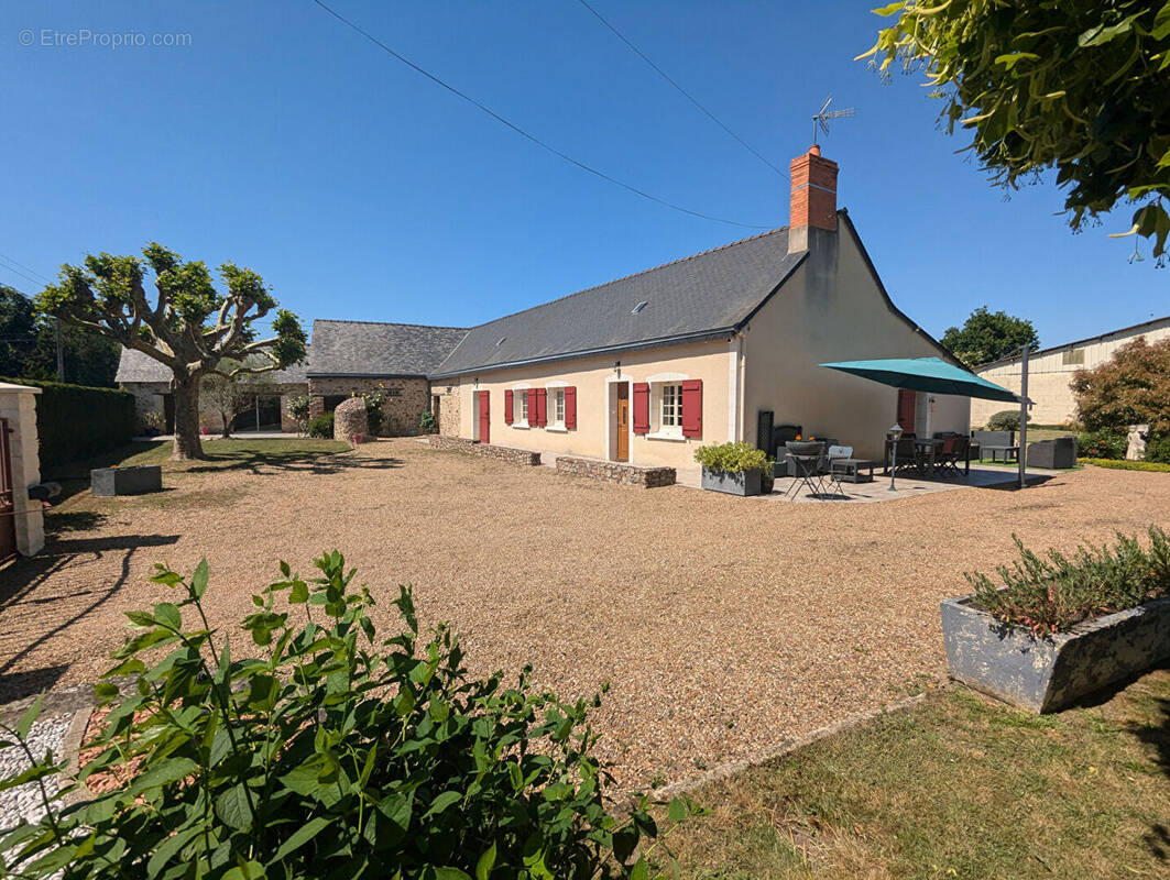 Maison à MORANNES