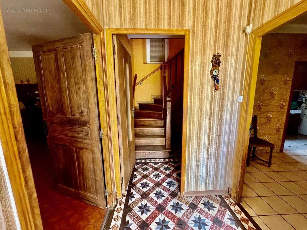 Maison à RIEUPEYROUX