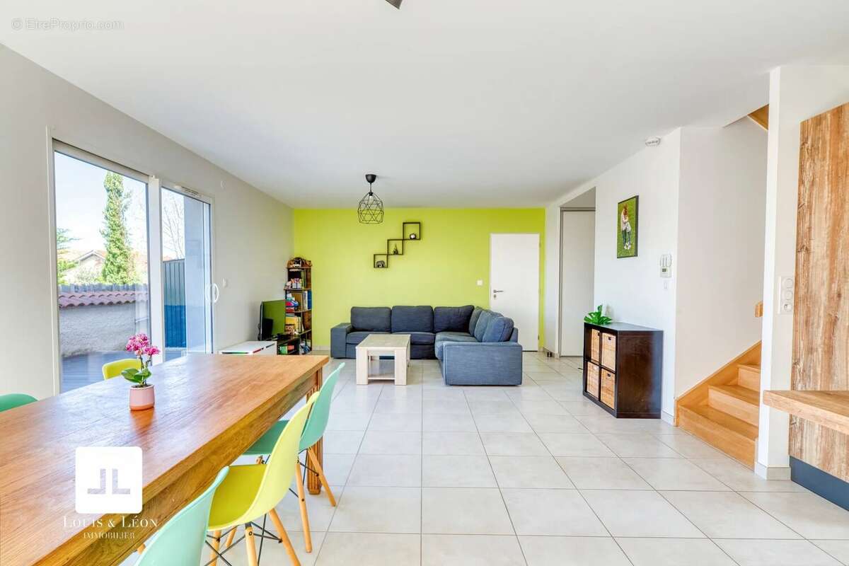 Maison à LACHASSAGNE