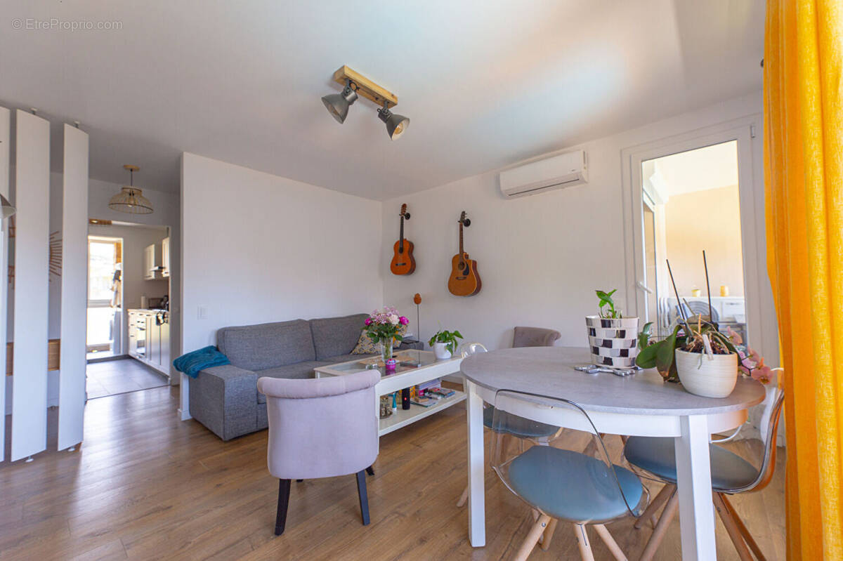Appartement à MANDELIEU-LA-NAPOULE