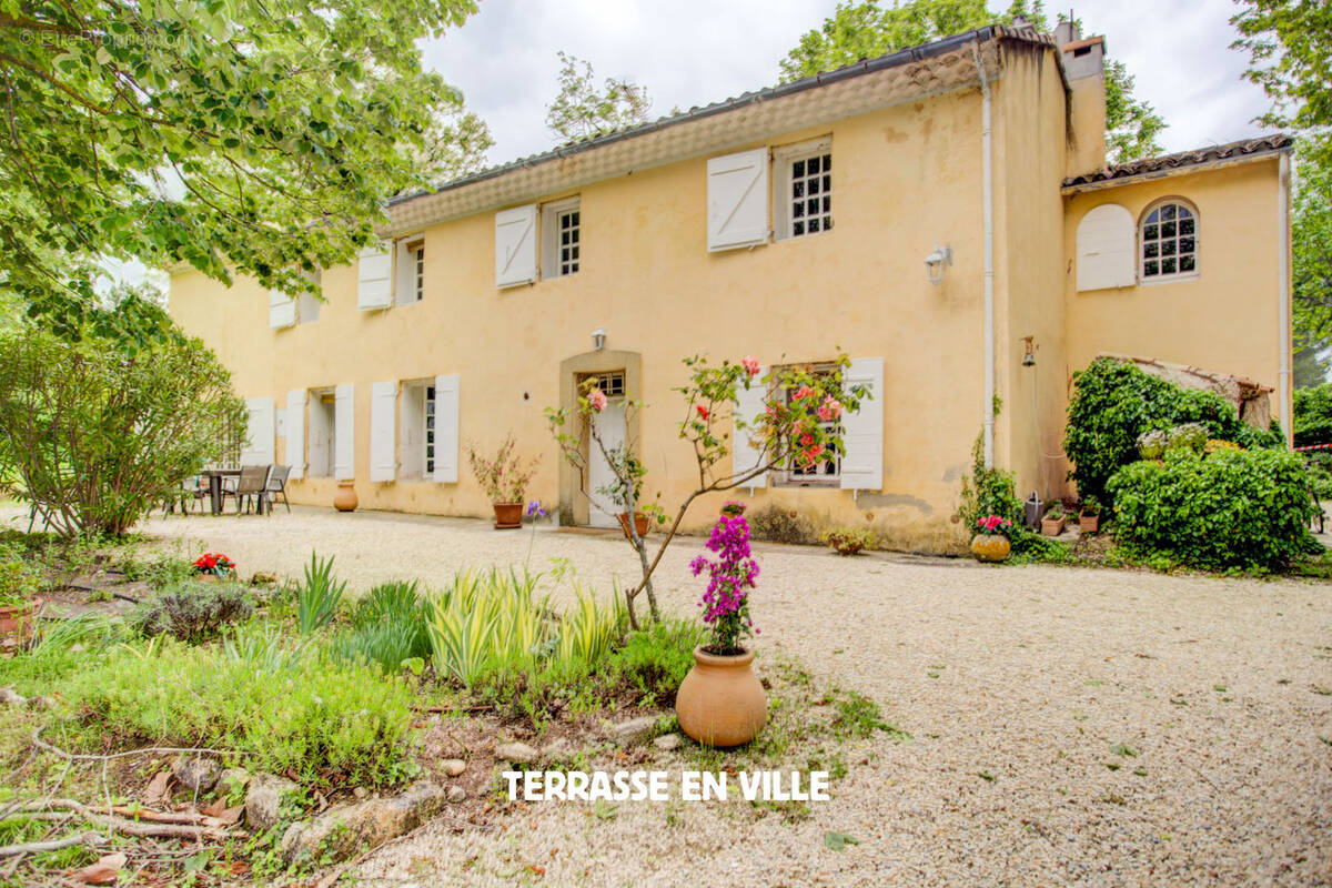 Maison à AIX-EN-PROVENCE
